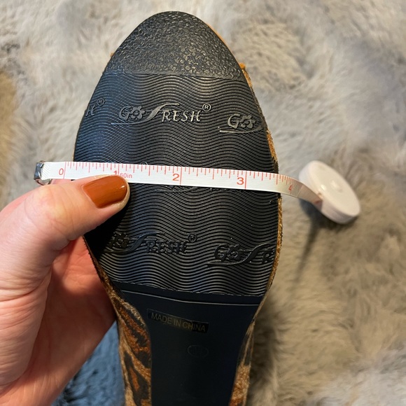 Leopard Print Heels - Picture 6 of 10